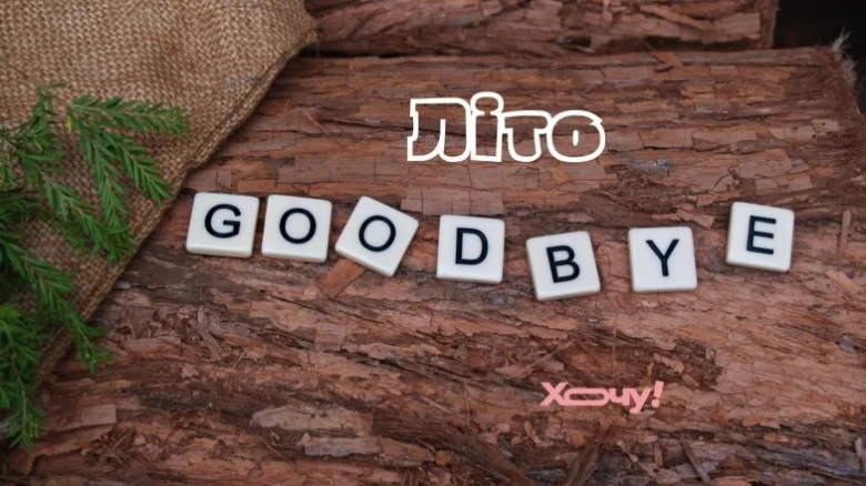 Слово Goodbye на дереві з гілочкою сосни